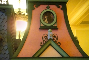 Disney Dollhouse & Carousel
