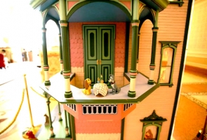 Disney Dollhouse Exterior