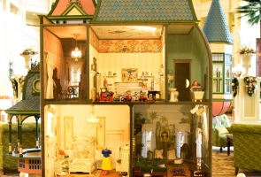 Disney Dollhouse Interior