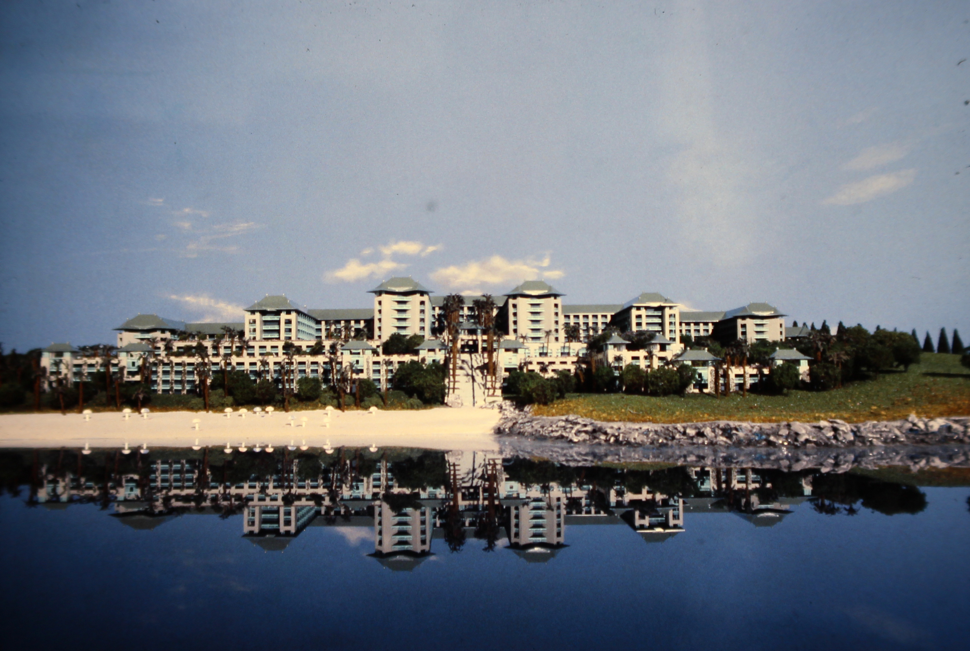 Kapalua Hotel & Golf Course - Image 2